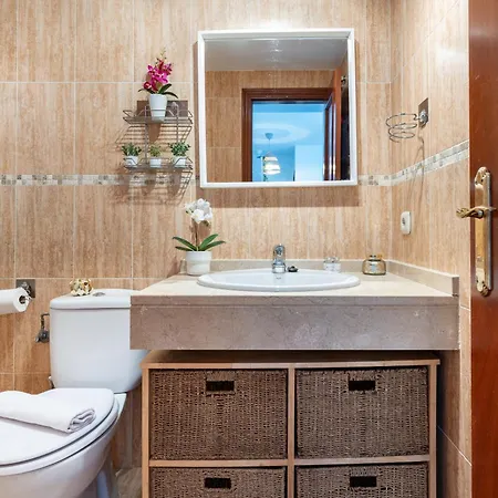 Апартаменты Malagasuite La Nogalera Holidays Торремолинос