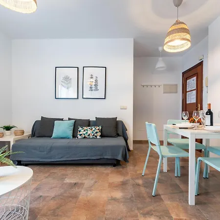 Malagasuite La Nogalera Holidays Апартаменты