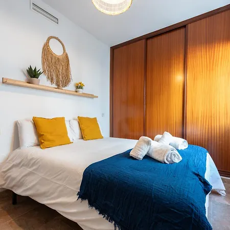 Malagasuite La Nogalera Holidays Apartman *